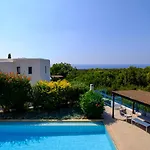 Azzurro Luxury Hotel