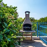 Azzurro Luxury Hotel