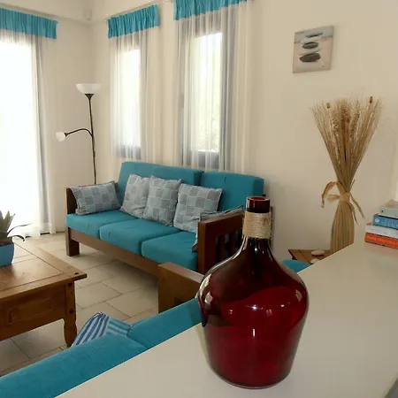 Azzurro Luxury Villa Paphos