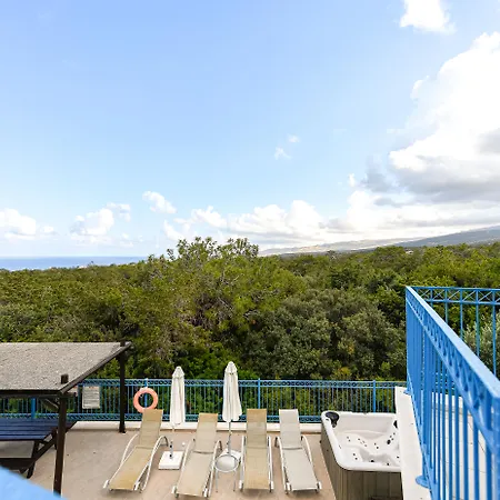 Azzurro Luxury Villa Paphos
