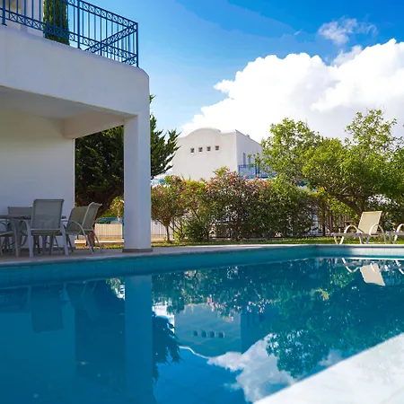 Azzurro Luxury Villa *