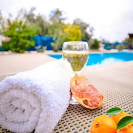 Sanders Azzurro Villa *