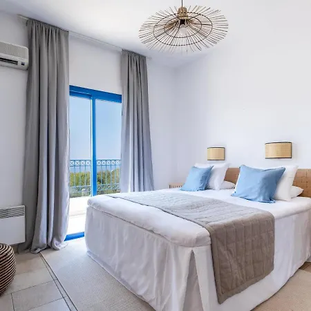 Sanders Azzurro Paphos