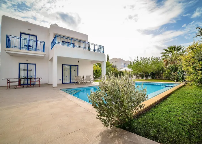 Hotel Azzurro Luxury Paphos