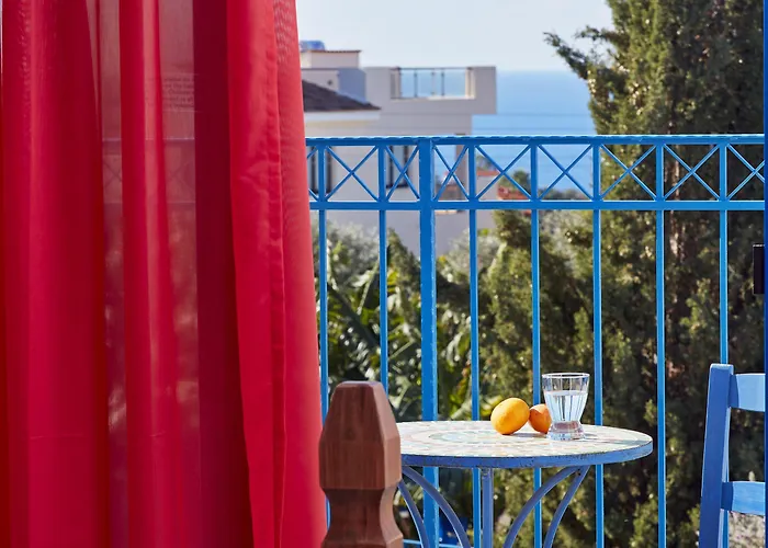 Azzurro Luxury 酒店 Paphos