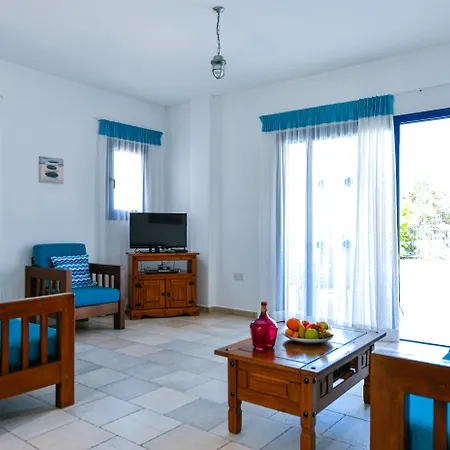 Otel Azzurro Luxury Pafos