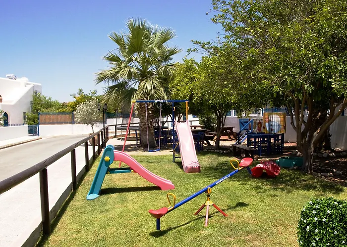 Hotell Azzurro Luxury Paphos