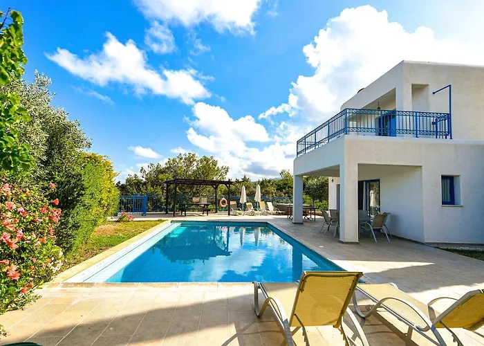 Azzurro Luxury Hotell 5*