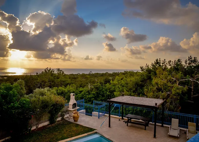 Azzurro Luxury Hotel 5*